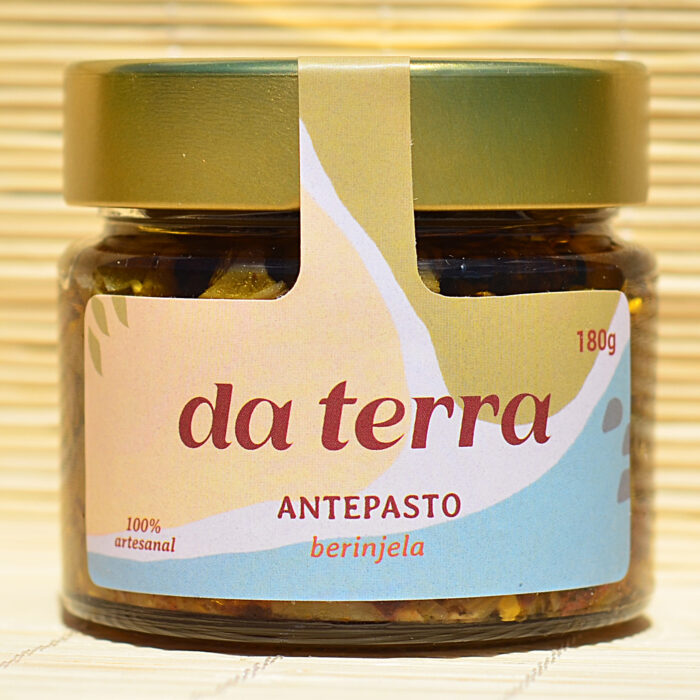 Antepasto artesanal de berinjela Da Terra em pote de vidro.